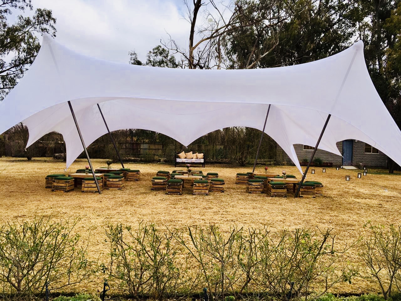 Stretch tent elegant setup