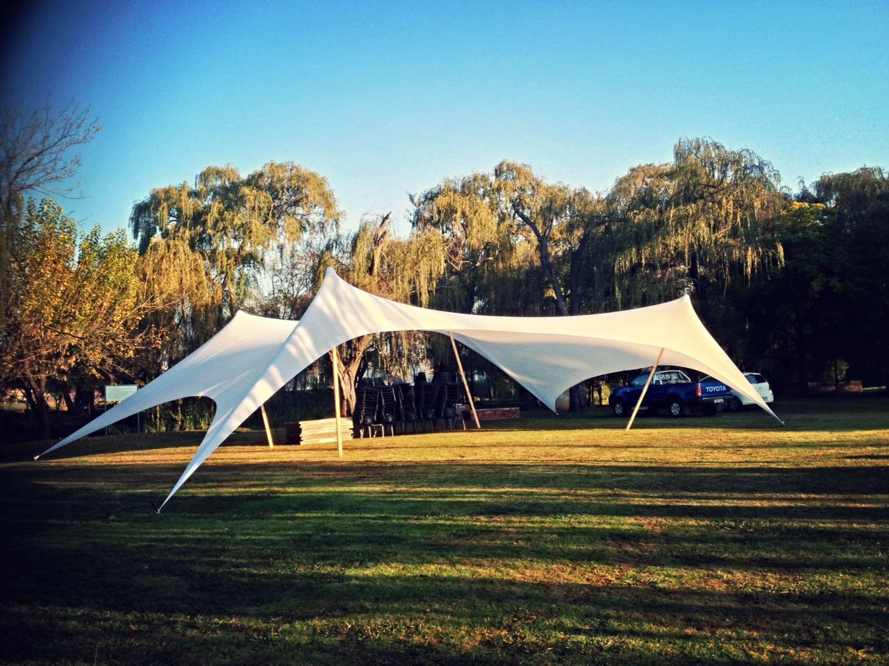 Stretch tent reception