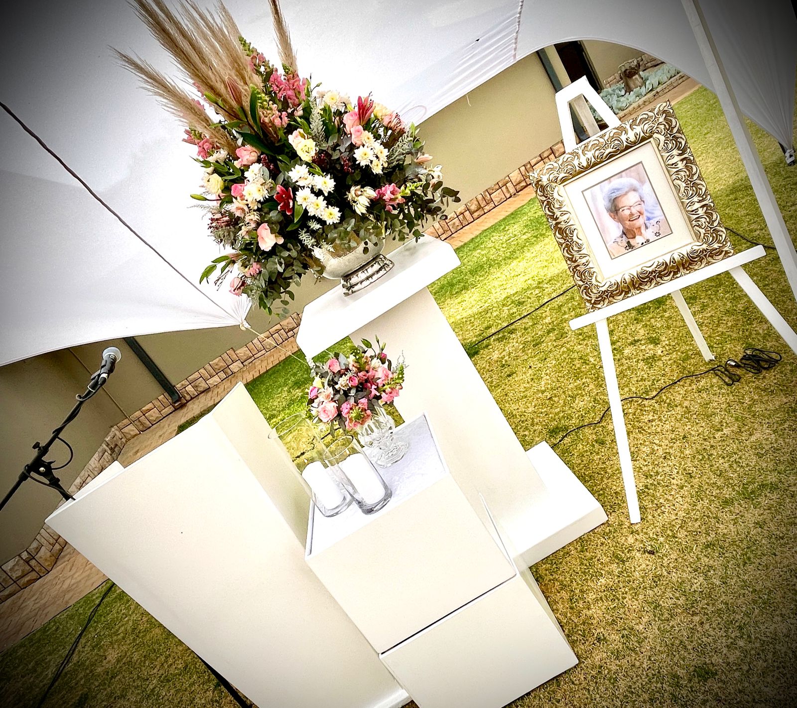 White furniture outdoor event